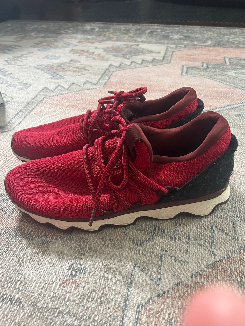 Sorel Red Knit Athletic Sneakers size 11 - Picture 2 of 6